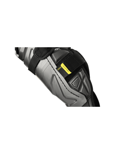 ESPINILLERA BAUER SUPREME MACH JR
